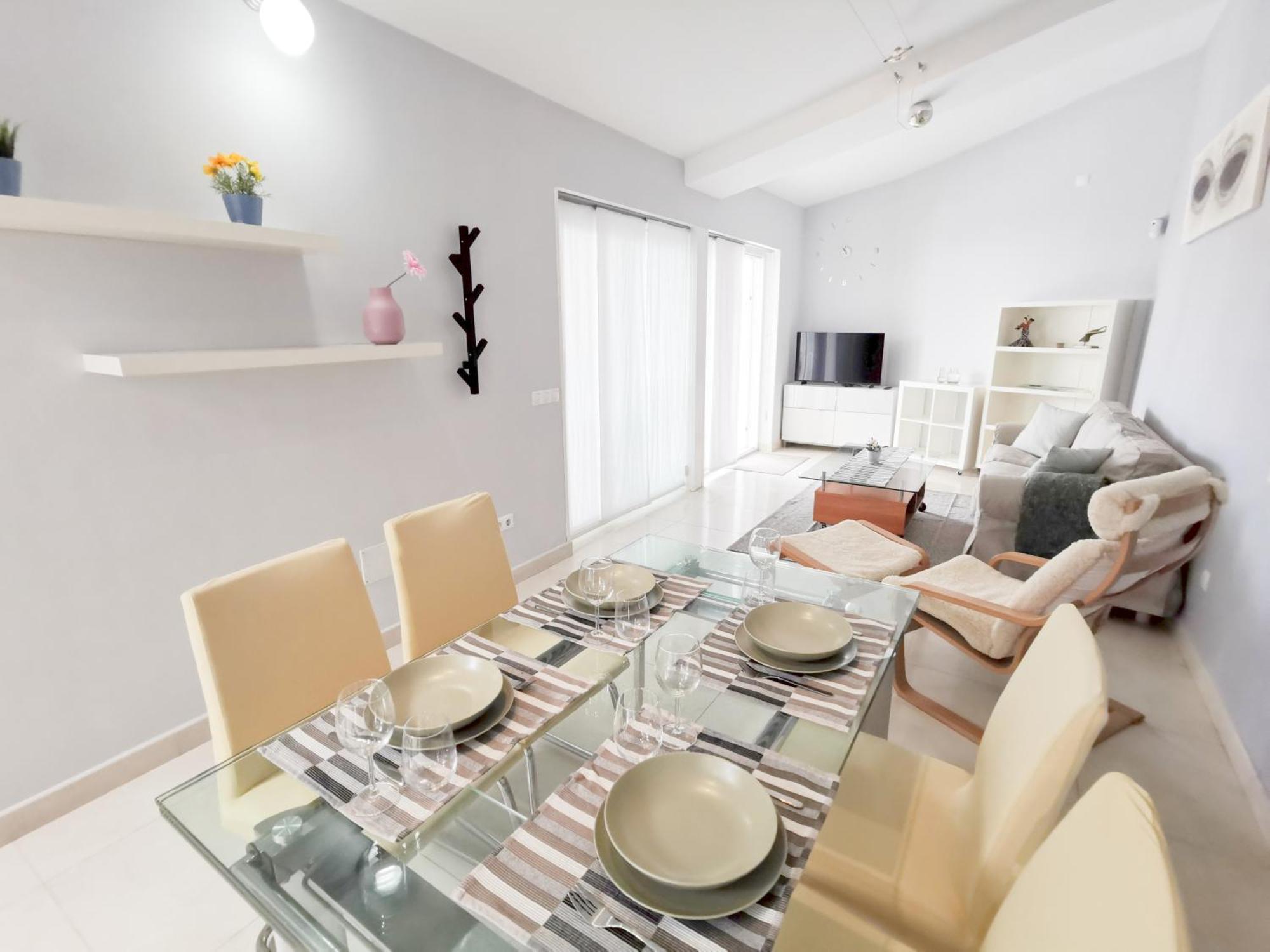 Club 14 By Pride Holiday Rentals ปลายา เดล อิงเกลส ภายนอก รูปภาพ