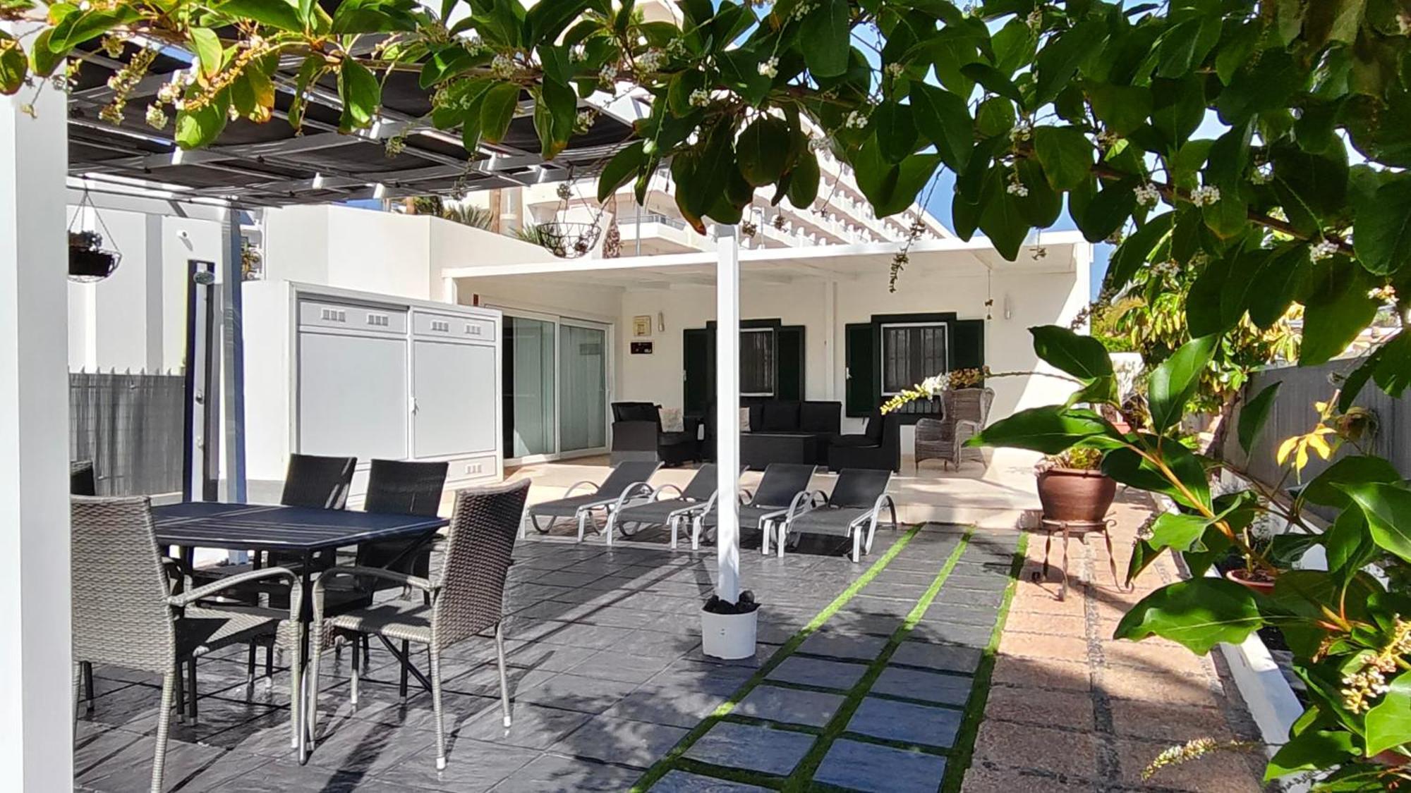 Club 14 By Pride Holiday Rentals ปลายา เดล อิงเกลส ภายนอก รูปภาพ